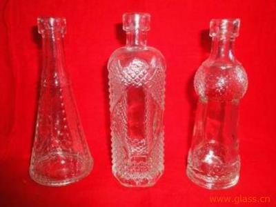 高白料玻璃瓶 酒品包裝的藝術(shù)與匠心